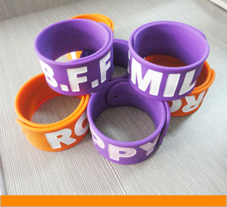 矽膠手（shǒu）環批發廠家