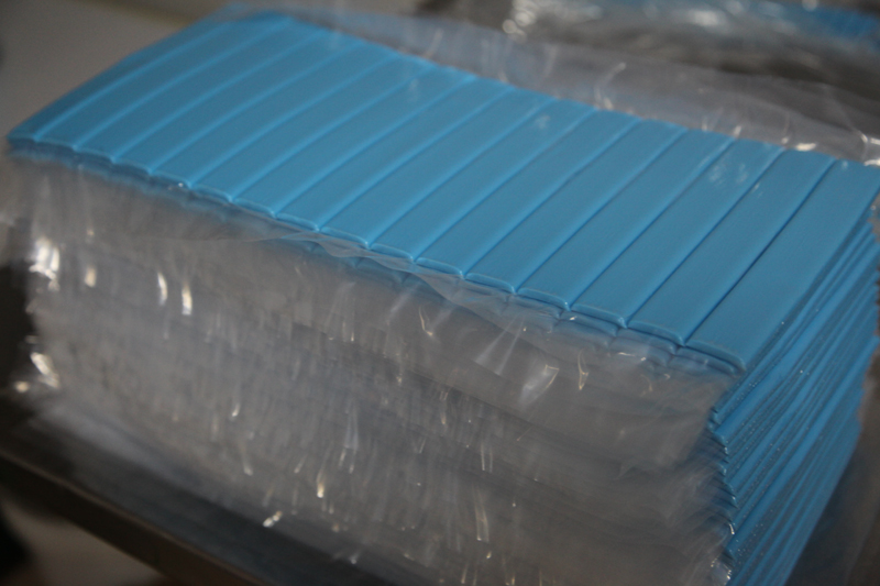 矽膠（jiāo）材質好還是pvc材料好