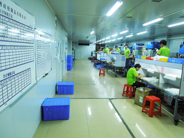 矽膠娃娃廠家直銷批發