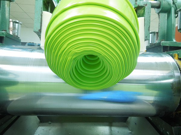 矽膠（jiāo）製品煉膠工藝