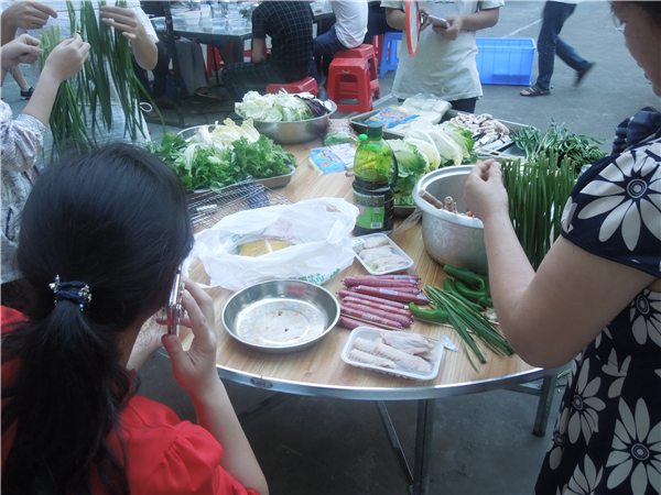 草莓视频在线看污矽膠製品聚餐