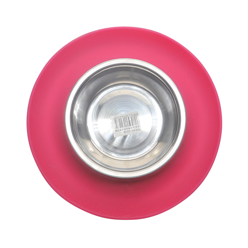 環保矽膠碗紅綠兩色，可供中小型寵物使用